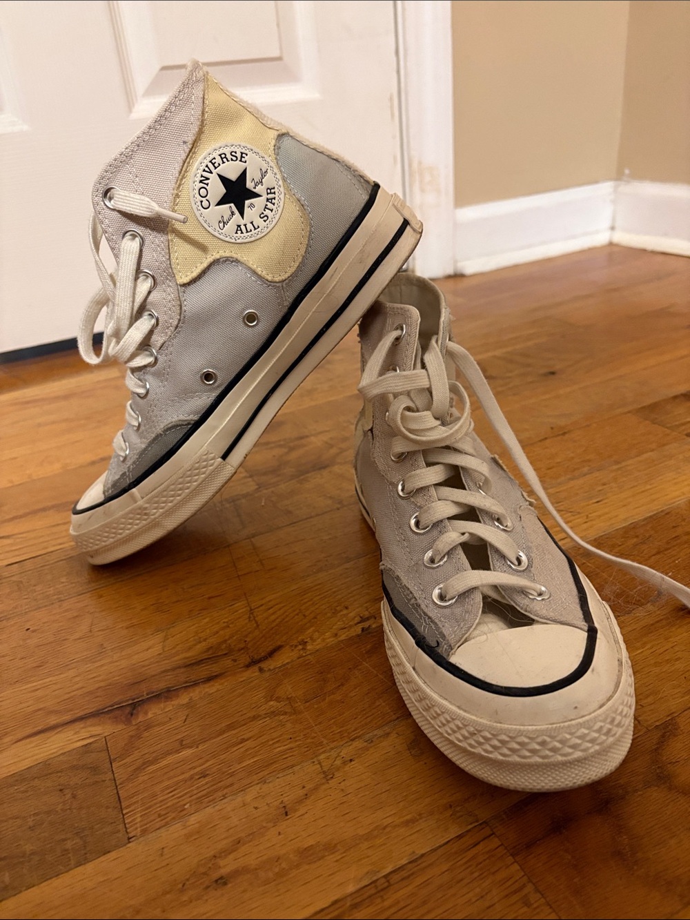 Converse High Top Sneakers in Light Gray and Off-White - Picture 2 of 3